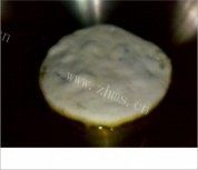 酥脆爽口的发面饼做法图解9)