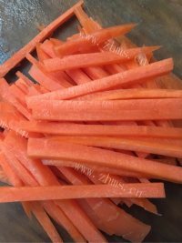 美味的海鲜炒面做法图解3)