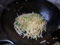 「DIY」青椒土豆丝做法图解1)