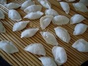 酸菜猪肉馅饺子做法图解4)