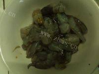 家常鲜虾大头菜做法图解1)