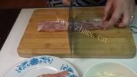 家常菜培根金针菇做法图解1)