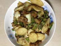 常吃不腻的茭白炒肉
