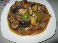 家常菜青椒炒香菇