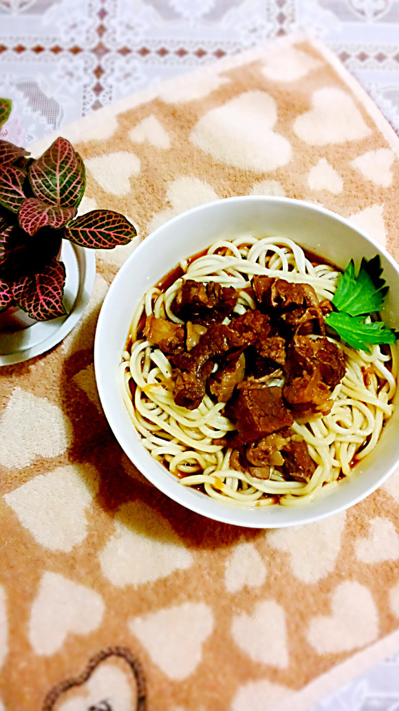 色香味浓的牛肉面