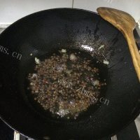 美味的酸菜鱼做法图解13)
