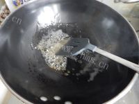 鲜美可口的焦糖奶茶做法图解3)