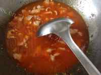 酸爽的酸汤泡菜豆花肉片做法图解6)