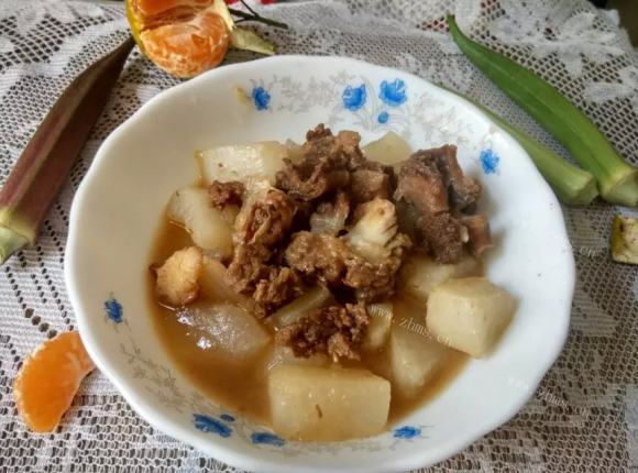 美味的萝卜牛腩
