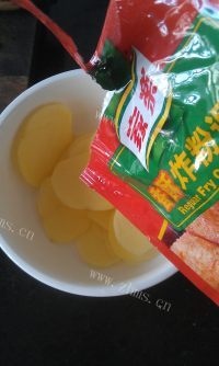 美味的自制薯片做法图解5)
