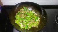 美味的肉丝炒饭