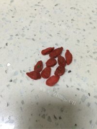美味的红糖米酒煮蛋做法图解2)