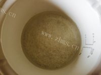 美味的胡萝卜瘦肉粥做法图解9)