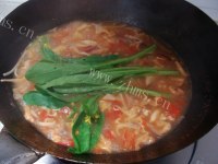 营养的番茄平菇肉丝面做法图解8)