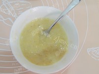 香蕉磨牙饼干#新鲜从做法图解2)