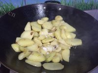 美味的土豆汤做法图解9)