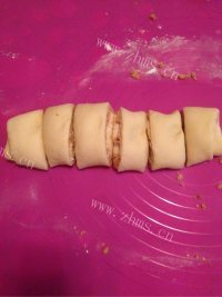 自制肉松火腿面包做法图解9)