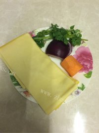 家常菜凉拌干豆腐丝做法图解1)