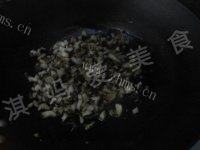 自己做的香菇鸡蛋炒饭做法图解6)