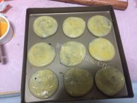 喷香的老婆饼做法图解15)