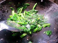 家常菜芥兰炒牛肉做法图解6)