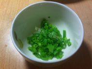 口感好的海带排骨汤做法图解3)