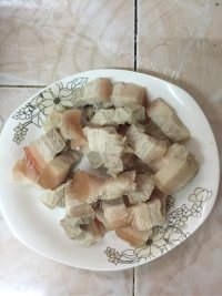可口的红烧肉做法图解2)