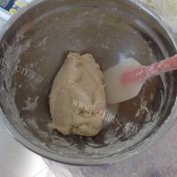 自制枣泥菊花酥做法图解6)