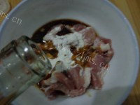 玉盘珍馐的肉丝炒蒜苔的做法图解五