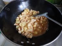 美味的土豆炒鸡丁做法图解12)