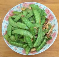 家常菜荷兰豆炒鱿鱼