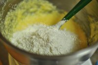 自制柠檬磅蛋糕做法图解8)