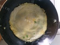 美味的软香鸡蛋饼做法图解6)