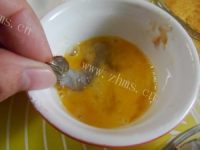 美味的黄金炸虾做法图解5)