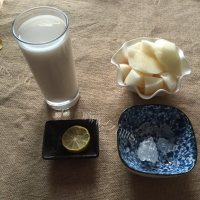 美味的雪梨冰糖豆浆做法图解1)