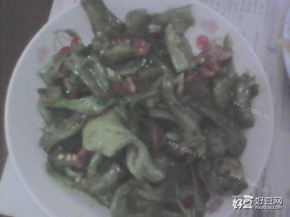 腊肉炒青椒