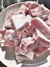 美味的沪派糖醋排骨做法图解1)