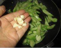 家常菜丝瓜炒番茄做法图解5)
