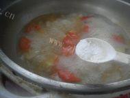 美味西红柿土豆鸡蛋汤做法图解11)