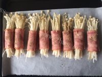 自制培根卷金针菇做法图解3)