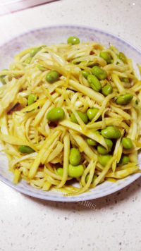 家常菜茭白炒毛豆