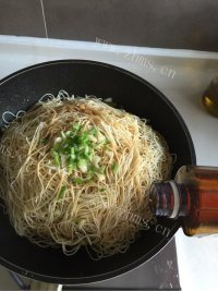 五味俱全的焖面做法图解13)