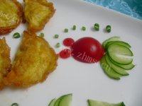 自己做的鸡蛋饺