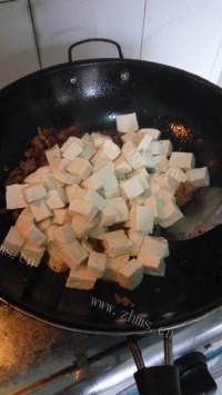 麻婆豆腐做法图解6)
