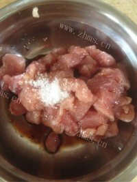 色香味俱全的干煸豆角做法图解1)