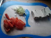 美味的番茄豆腐汤做法图解2)