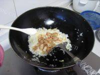 美味的辣白菜蛋炒饭