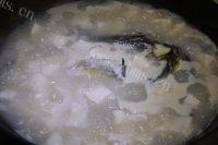 美味的黄骨鱼豆腐汤做法图解7)