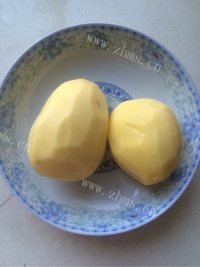 咸甜适中的青椒土豆丝做法图解1)