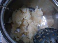 健康美食之土豆鸡蛋饼做法图解2)